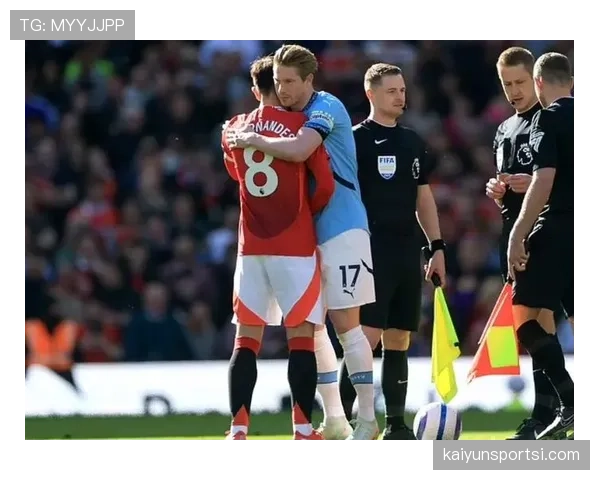 B费与德布劳内团队组织角色重叠导致战术分散