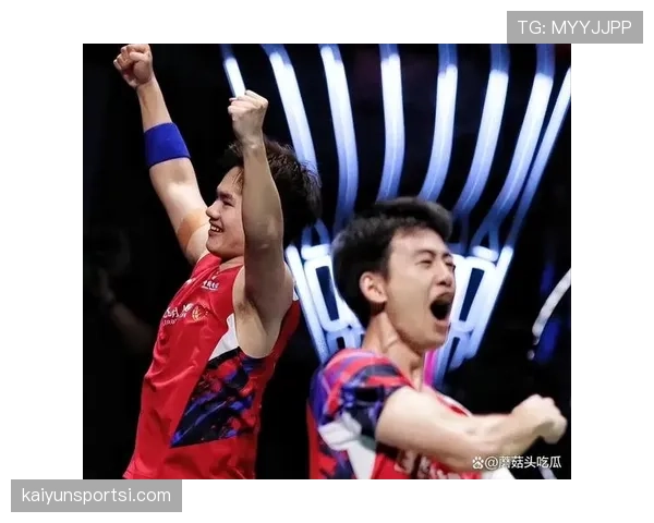 假设梁伟铿穿名牌西装走红毯，吃瓜的第一句话竟然是：洗衣费谁出？